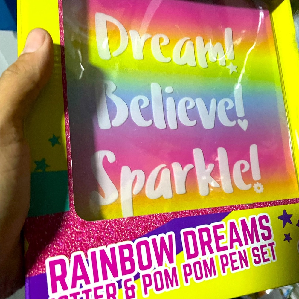 Girls note book and pen n2 sets new
